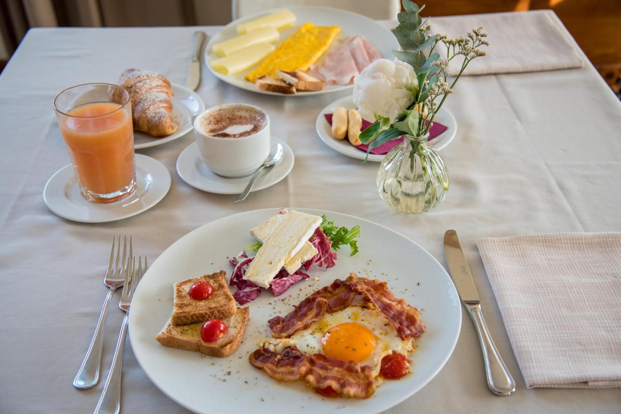 Hotel Porta Del Sole 4*